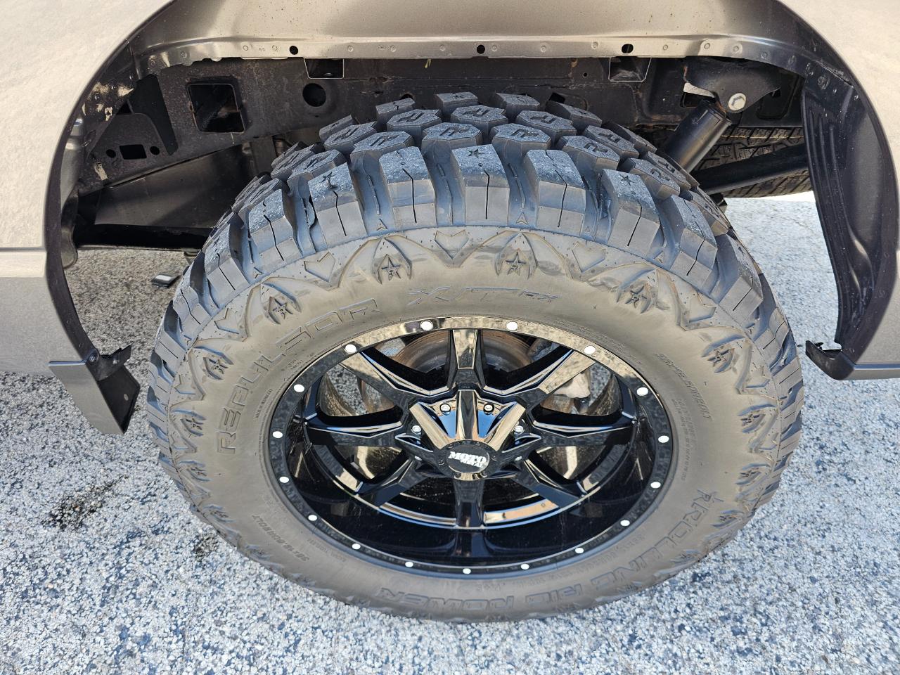 Ford F-150 XLT 4WD SuperCrew 5.5' Box 2023