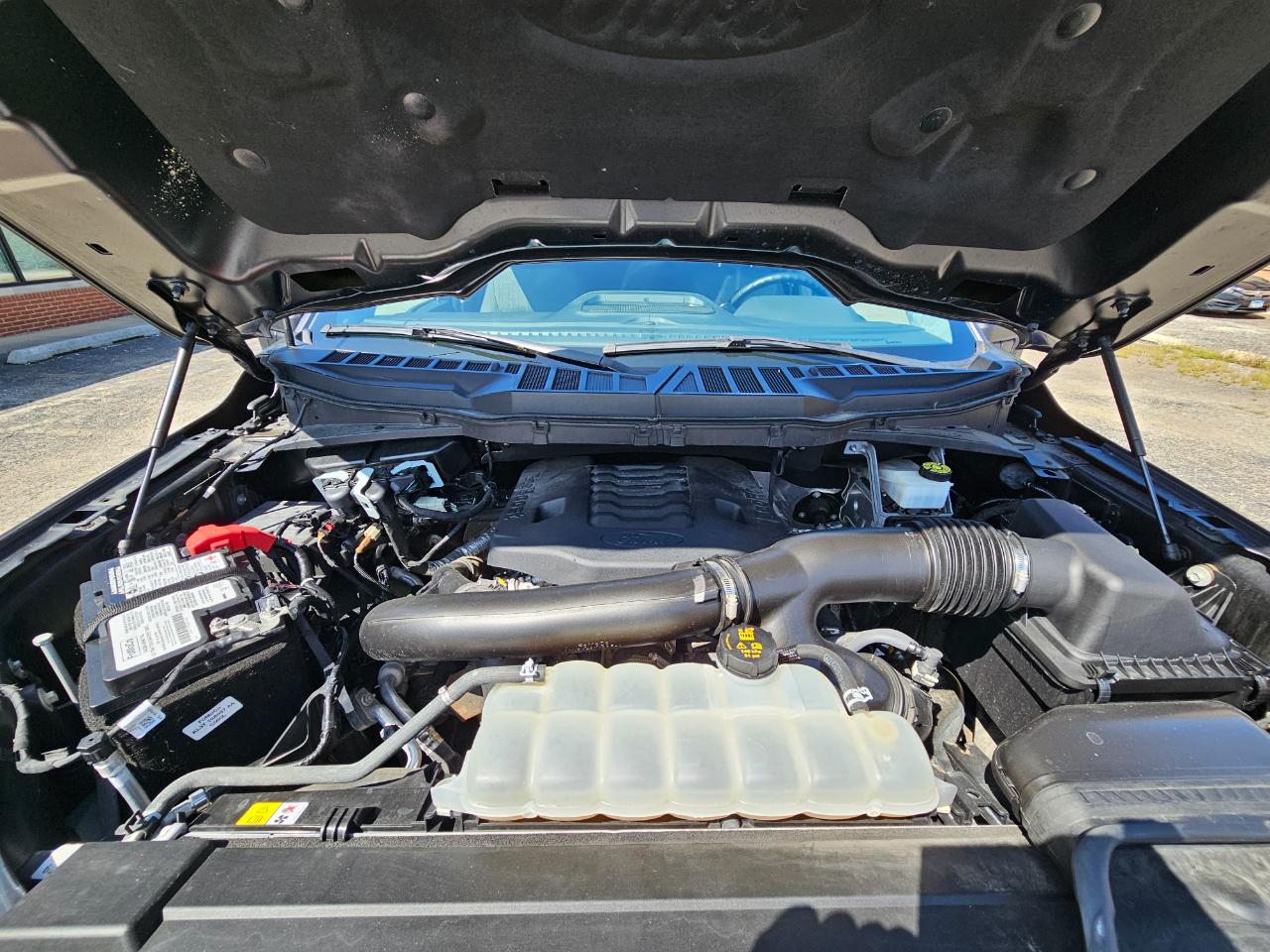 Ford F-150 XLT 4WD SuperCrew 5.5' Box 2023