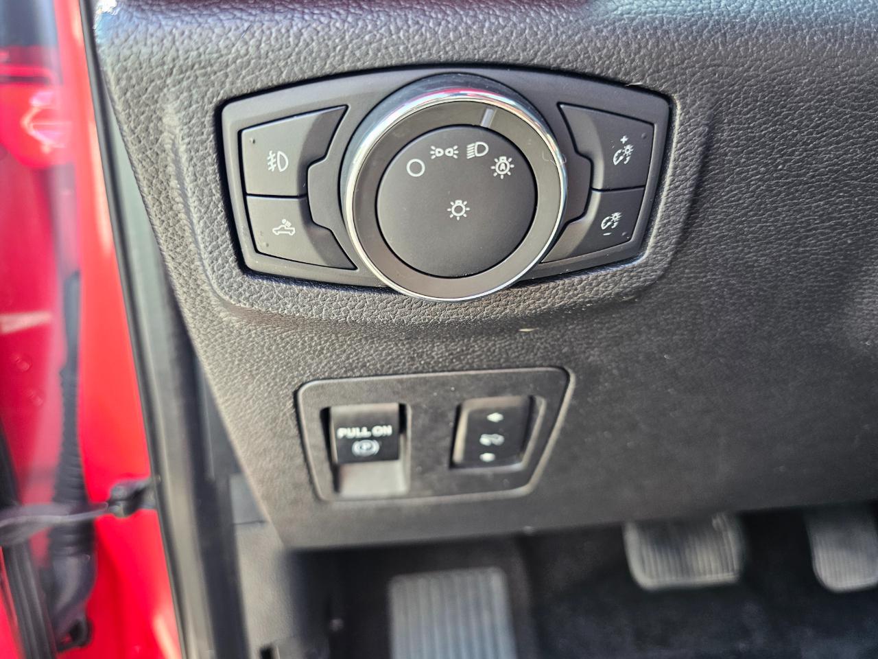 Ford F-150 FX4 SuperCab 5.5-ft Box 4WD 2019