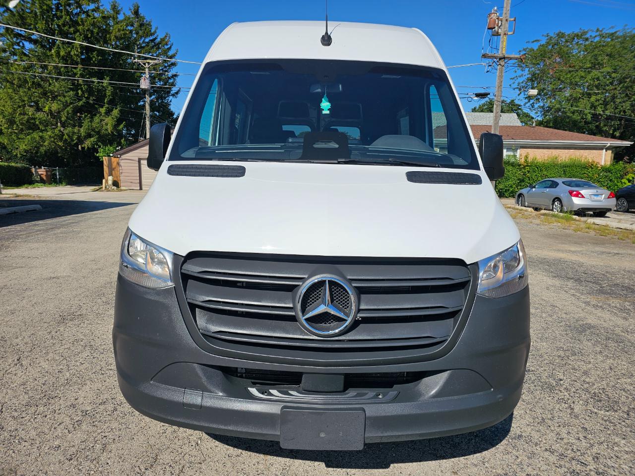 Mercedes-Benz Sprinter Passenger Van 2500 Standard Roof I4 Diesel 144" RWD 2025