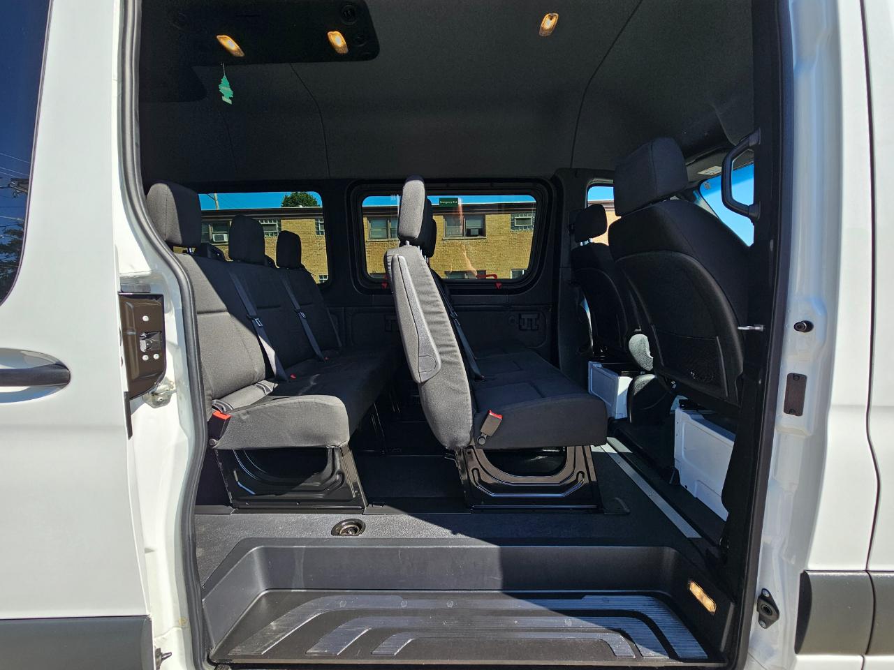 Mercedes-Benz Sprinter Passenger Van 2500 Standard Roof I4 Diesel 144" RWD 2025