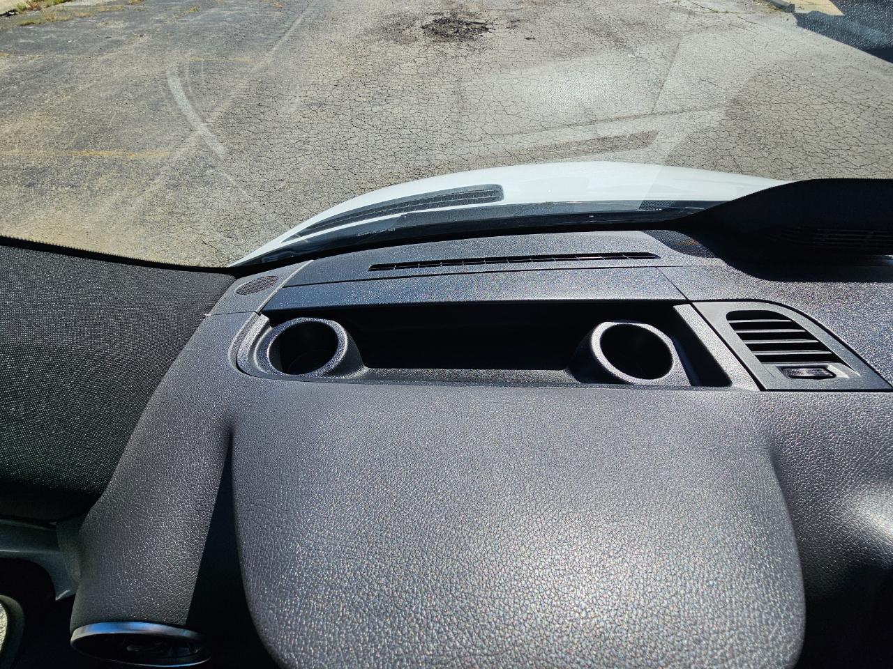 Mercedes-Benz Sprinter Passenger Van 2500 Standard Roof I4 Diesel 144" RWD 2025