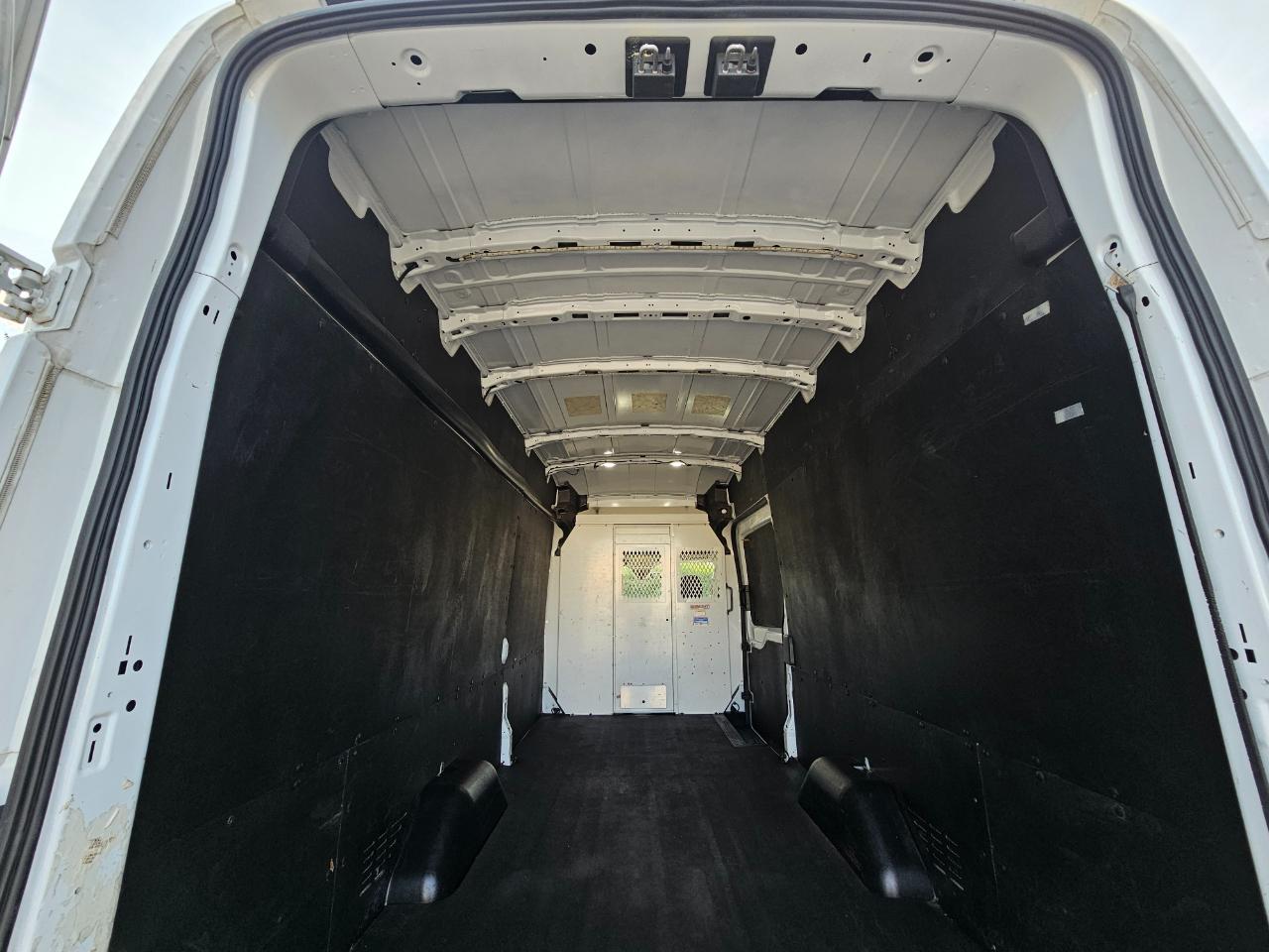 Ford Transit Cargo Van T-250 148" EL Hi Rf 9070 GVWR AWD 2022