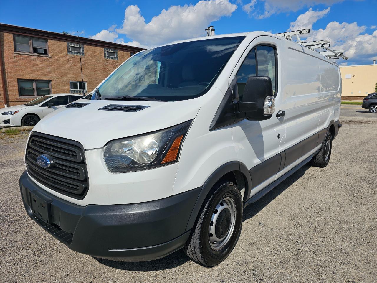 Ford Transit Van T-350 148" Low Rf 9500 GVWR Swing-Out RH Dr 2017