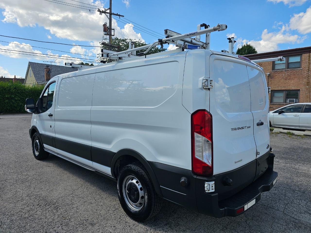 Ford Transit Van T-350 148" Low Rf 9500 GVWR Swing-Out RH Dr 2017