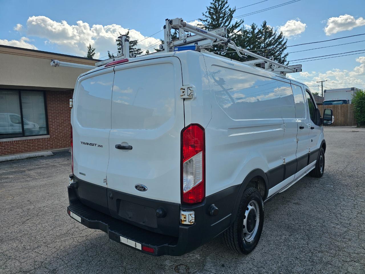 Ford Transit Van T-350 148" Low Rf 9500 GVWR Swing-Out RH Dr 2017