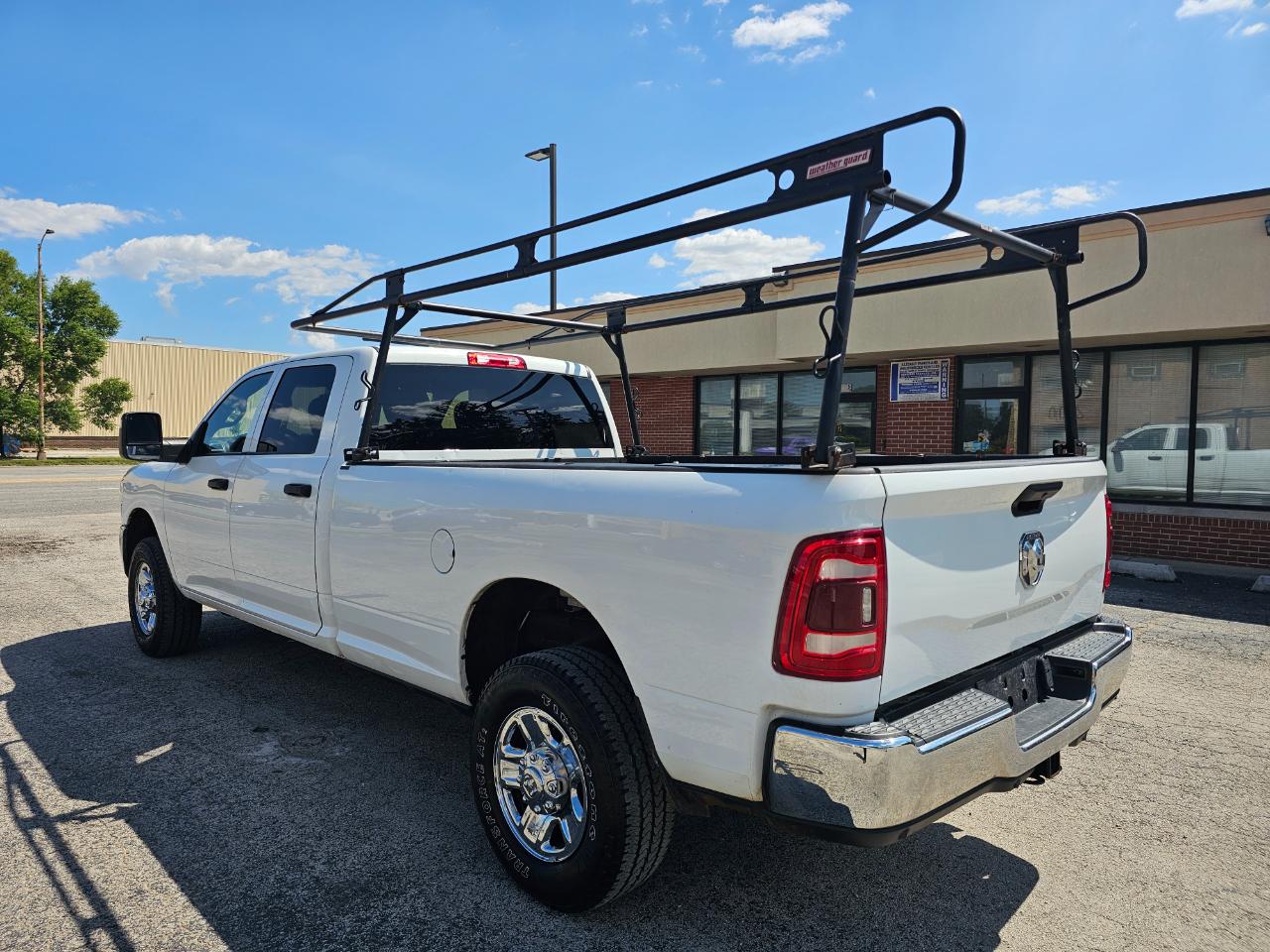 RAM 2500 Tradesman 4x4 Crew Cab 8' Box 2024