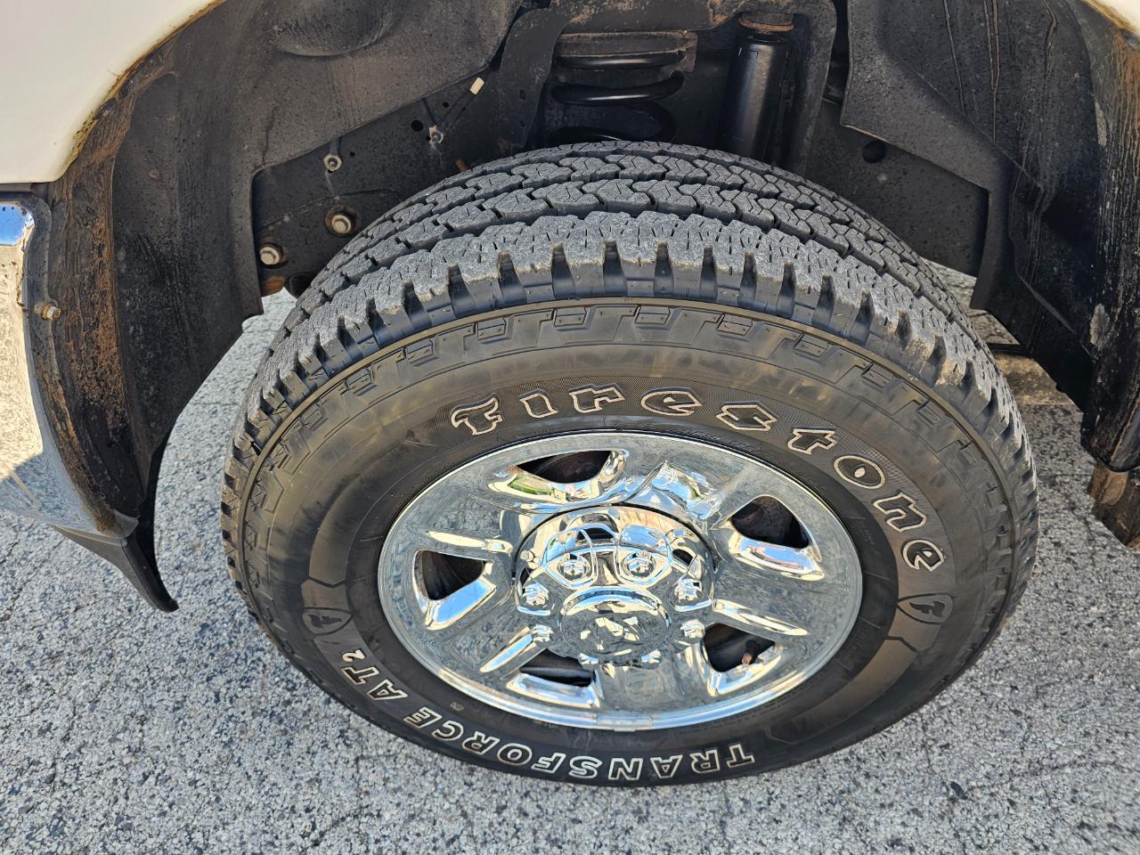 RAM 2500 Tradesman 4x4 Crew Cab 8' Box 2024