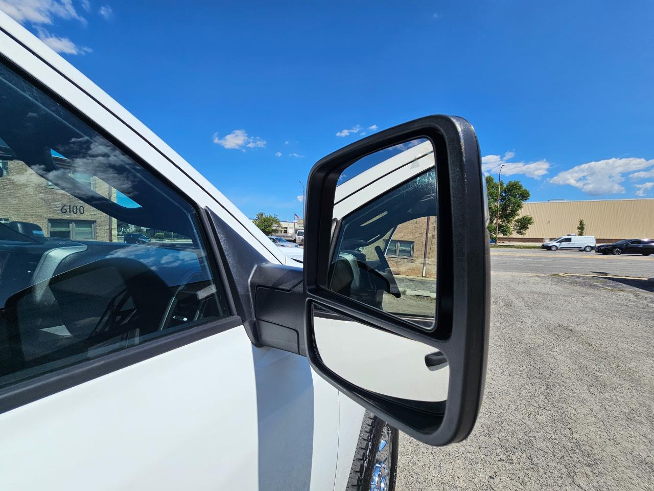 RAM 2500 Tradesman 4x4 Crew Cab 8' Box 2024