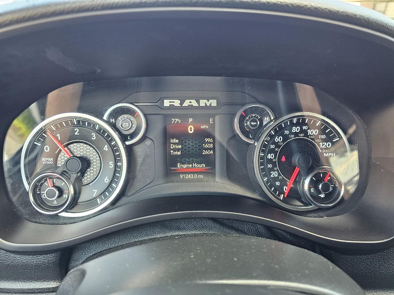 RAM 2500 Tradesman 4x4 Crew Cab 8' Box 2024
