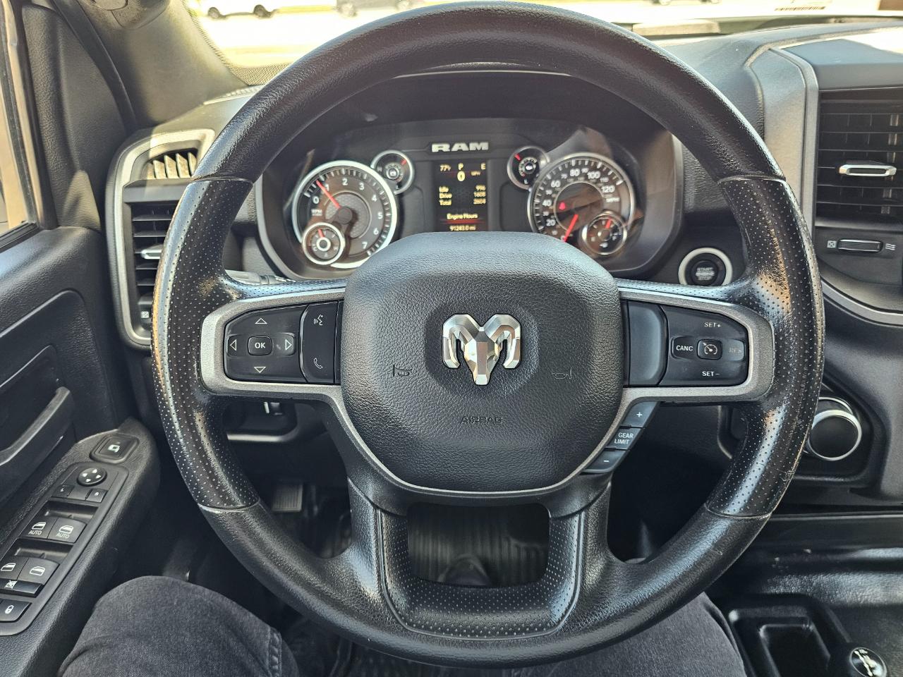 RAM 2500 Tradesman 4x4 Crew Cab 8' Box 2024