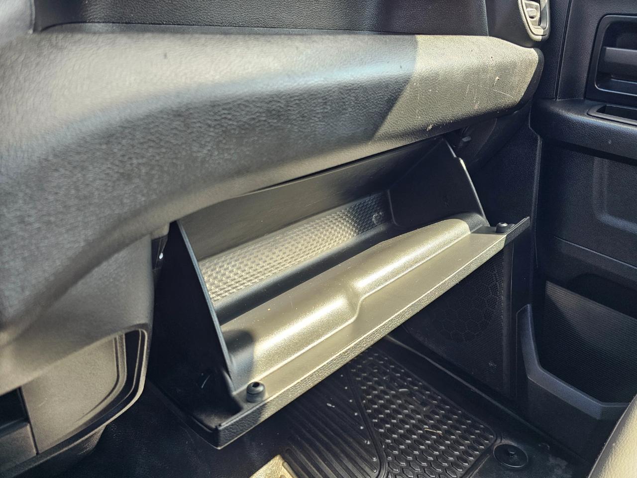 RAM 2500 Tradesman 4x4 Crew Cab 8' Box 2024