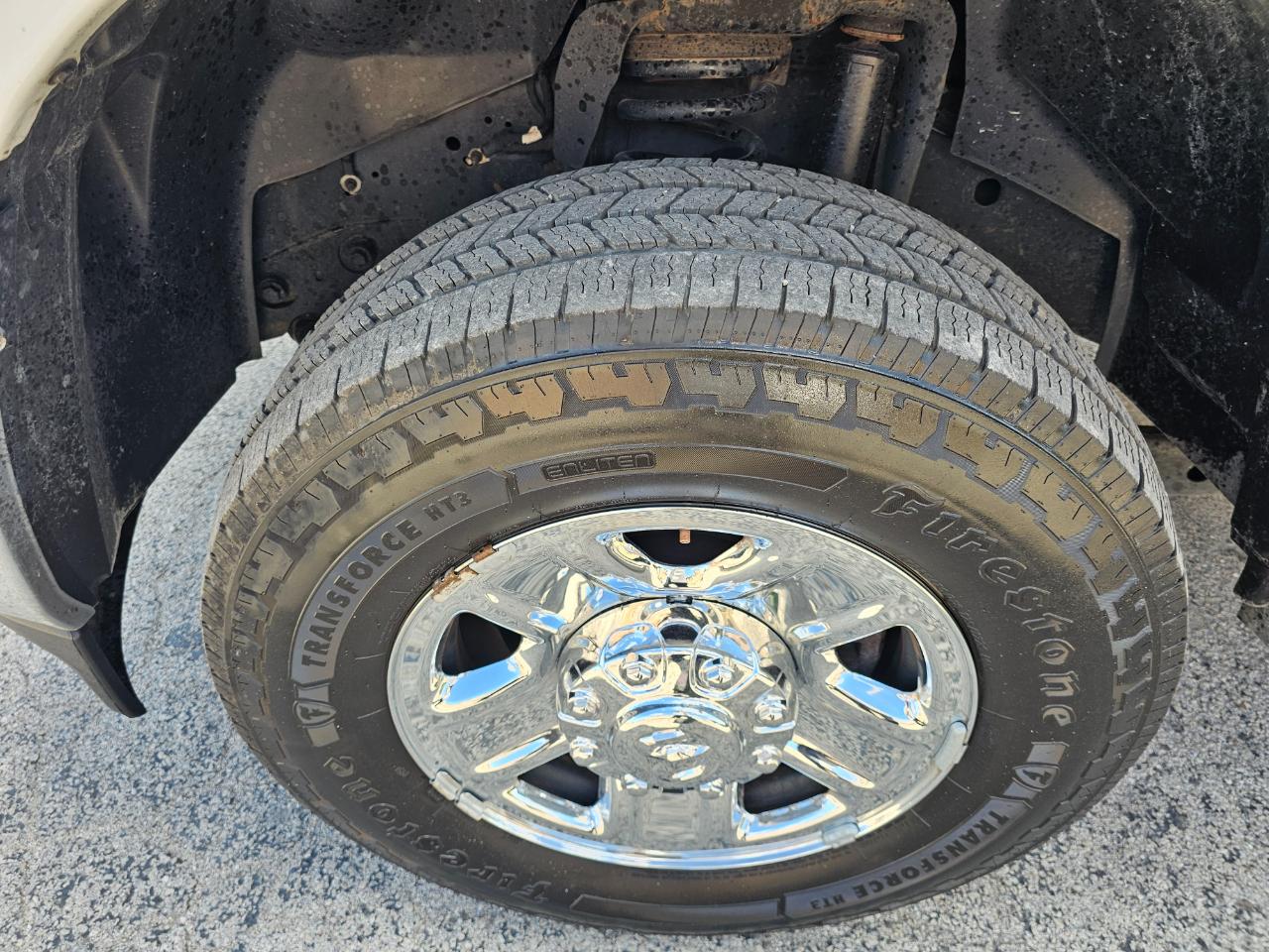 RAM 2500 Tradesman 4x4 Crew Cab 8' Box 2024