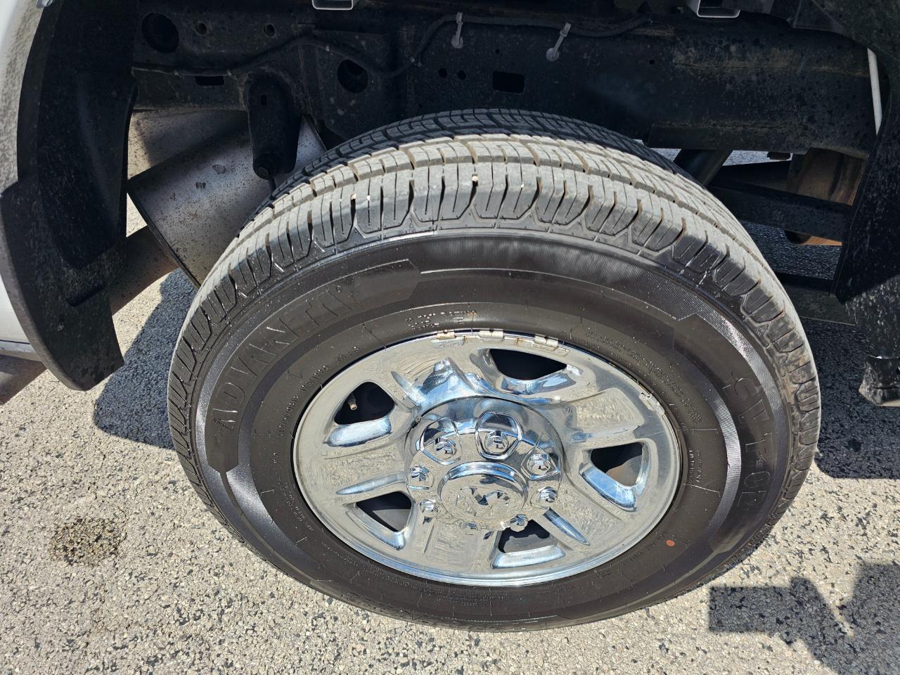 RAM 2500 Tradesman 4x4 Crew Cab 8' Box 2024
