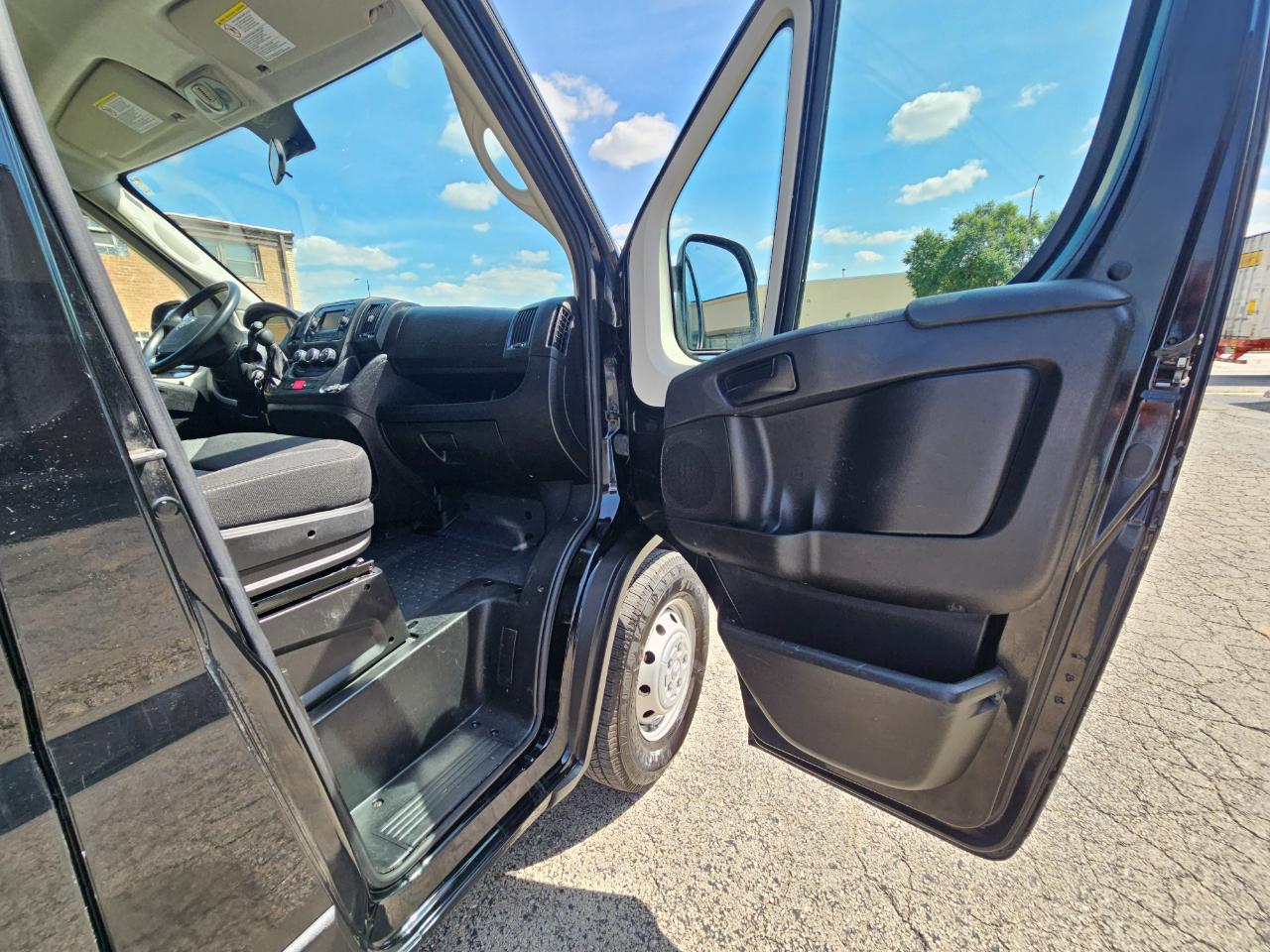 RAM ProMaster Cargo Van 1500 Low Roof 136" WB 2021