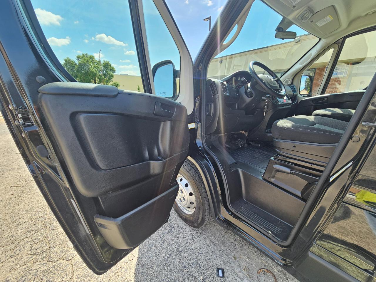 RAM ProMaster Cargo Van 1500 Low Roof 136" WB 2021