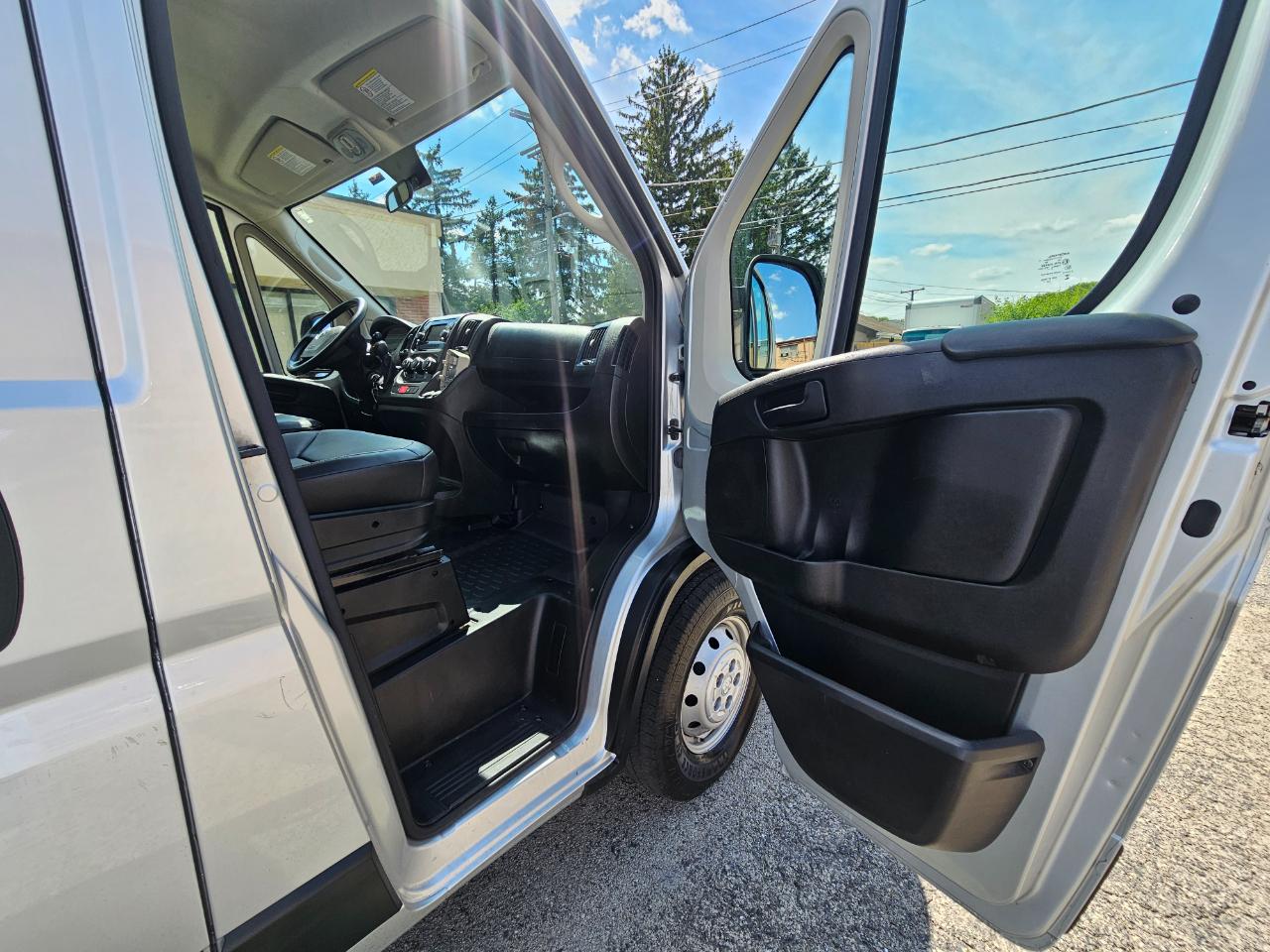 RAM ProMaster Cargo Van 2500 Low Roof 136" WB 2021