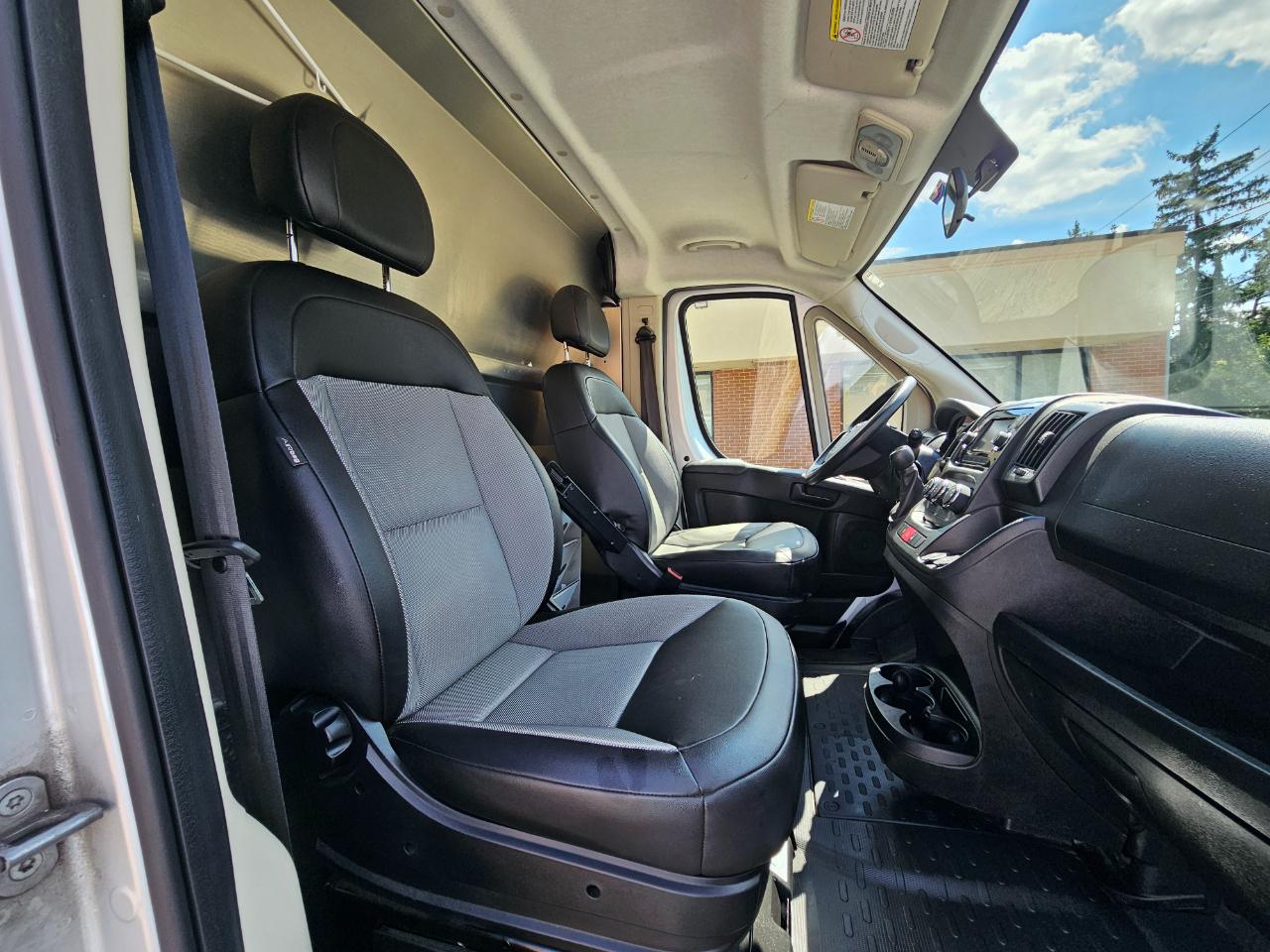 RAM ProMaster Cargo Van 2500 Low Roof 136" WB 2021