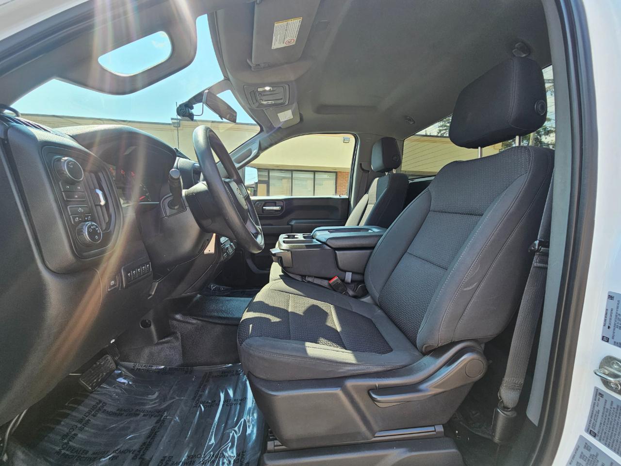Chevrolet Silverado 3500HD 4WD Reg Cab 142" Work Truck 2022