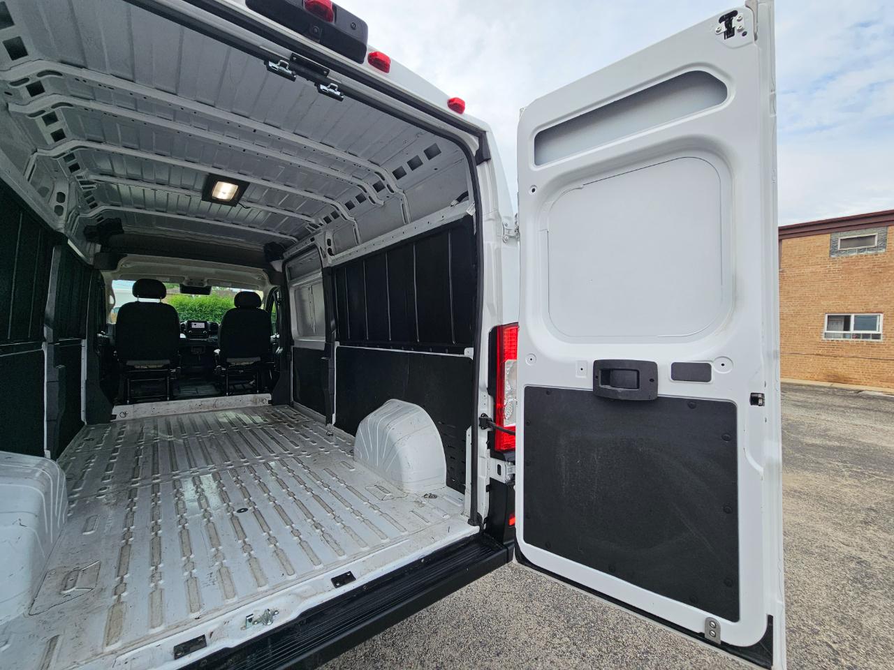 RAM ProMaster Cargo Van Tradesman 2500 High Roof 159" WB w/Pass Seat 2026
