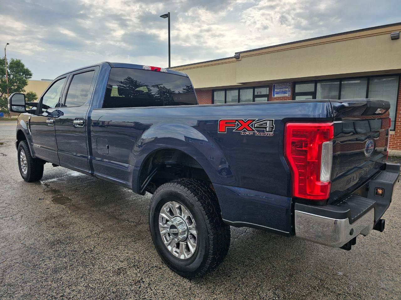 Ford Super Duty F-250 SRW XLT 4WD Crew Cab 8' Box 2019