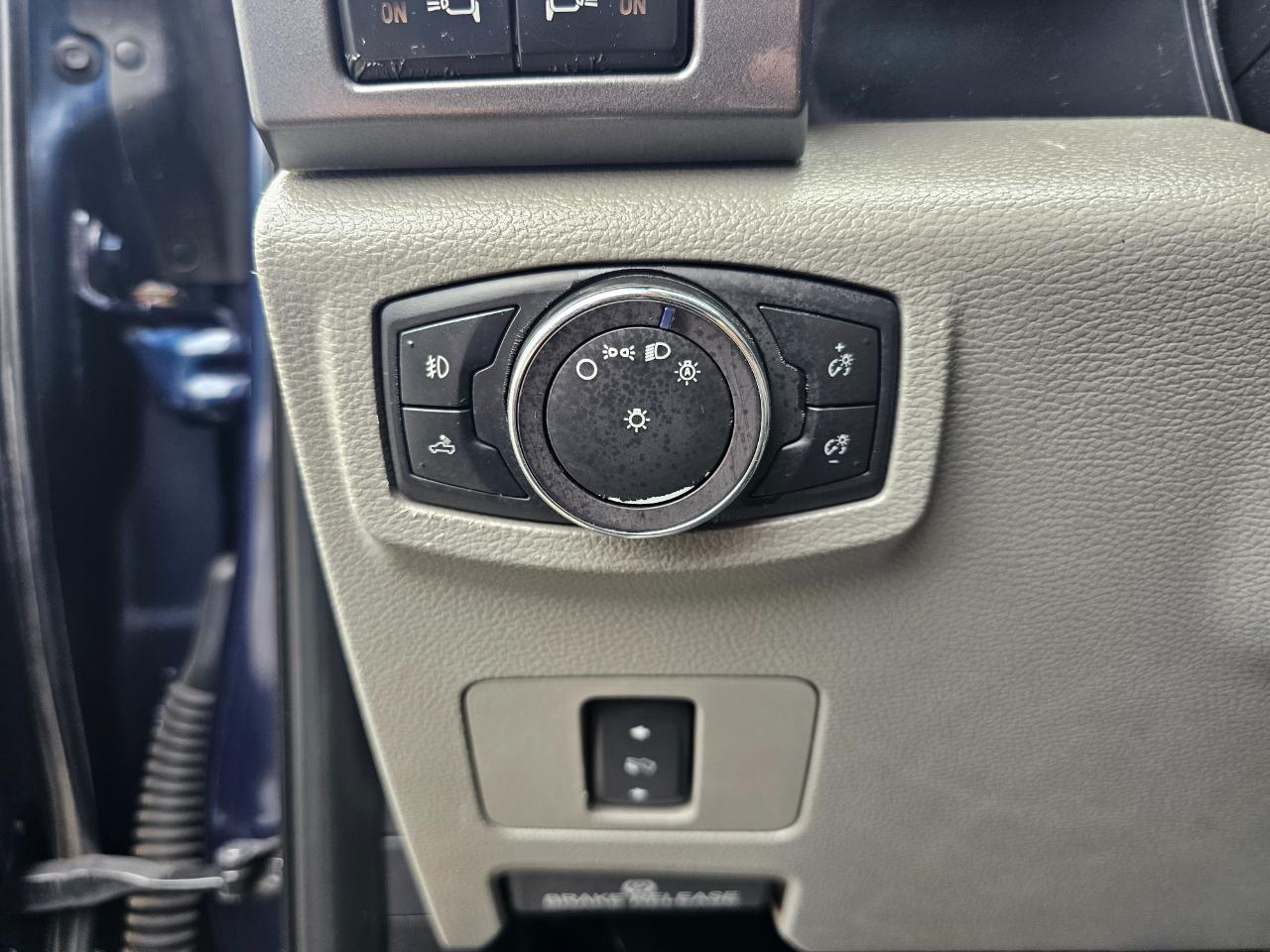 Ford Super Duty F-250 SRW XLT 4WD Crew Cab 8' Box 2019