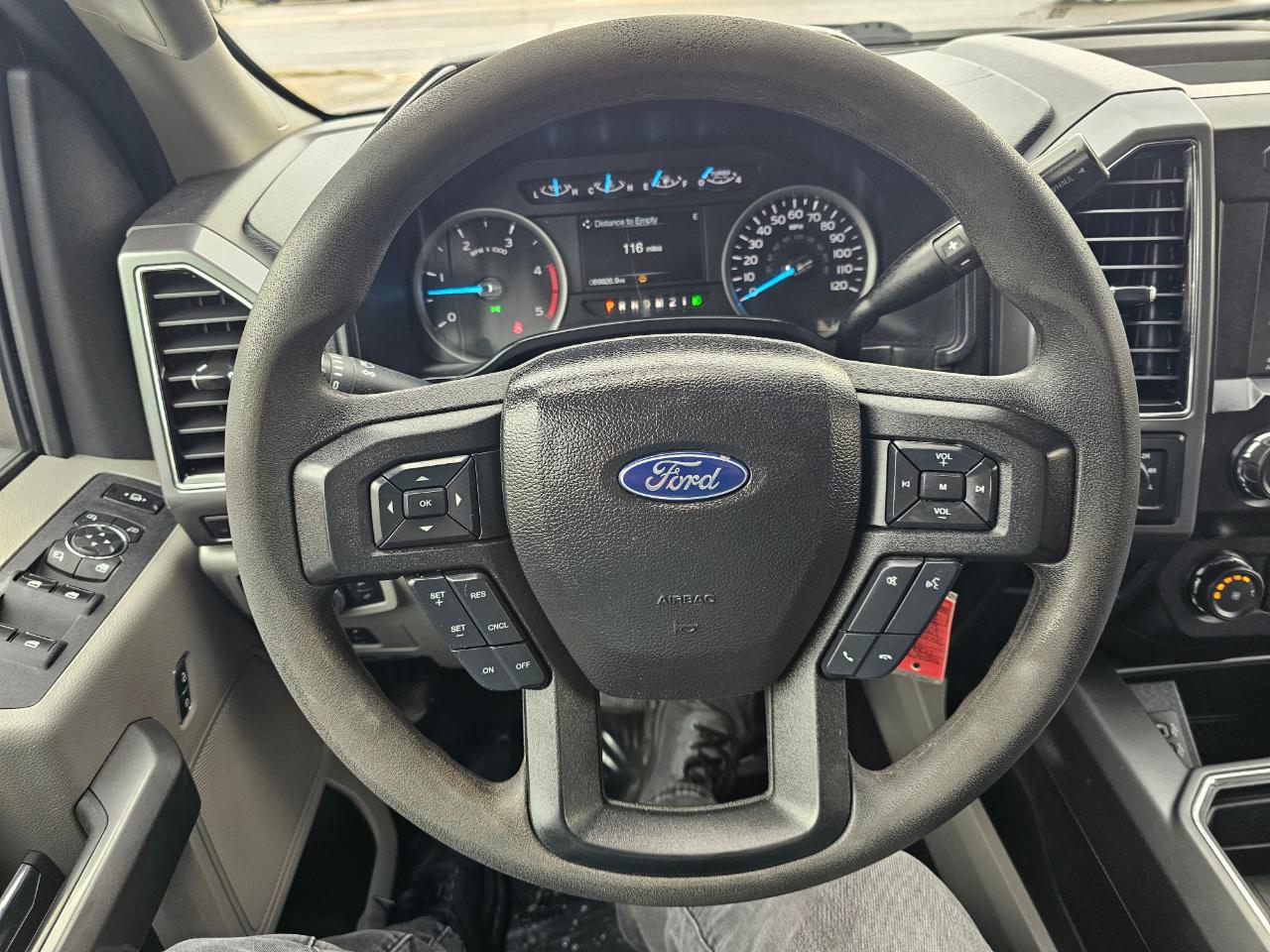 Ford Super Duty F-250 SRW XLT 4WD Crew Cab 8' Box 2019