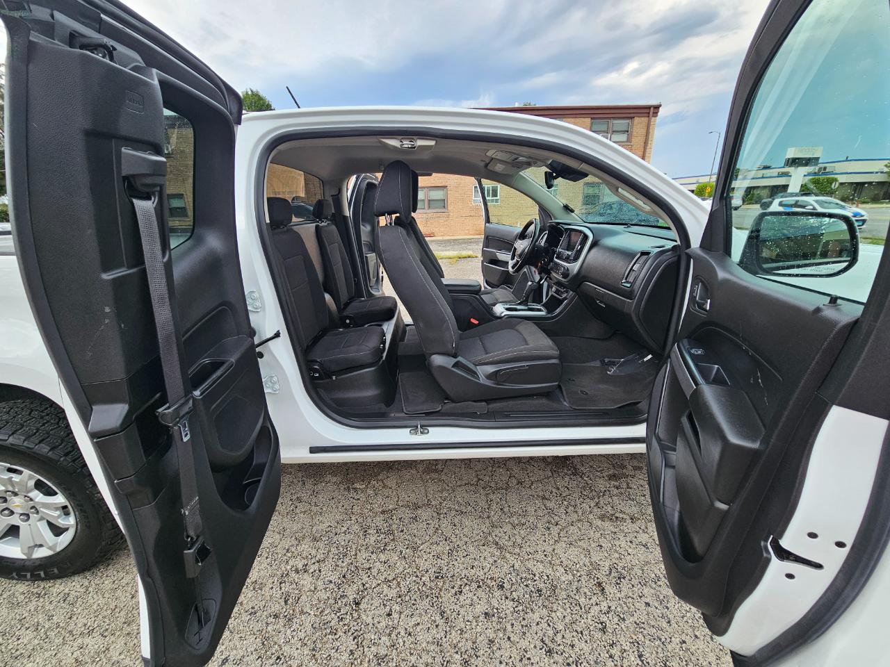 Chevrolet Colorado 2WD Ext Cab 128" LT 2021