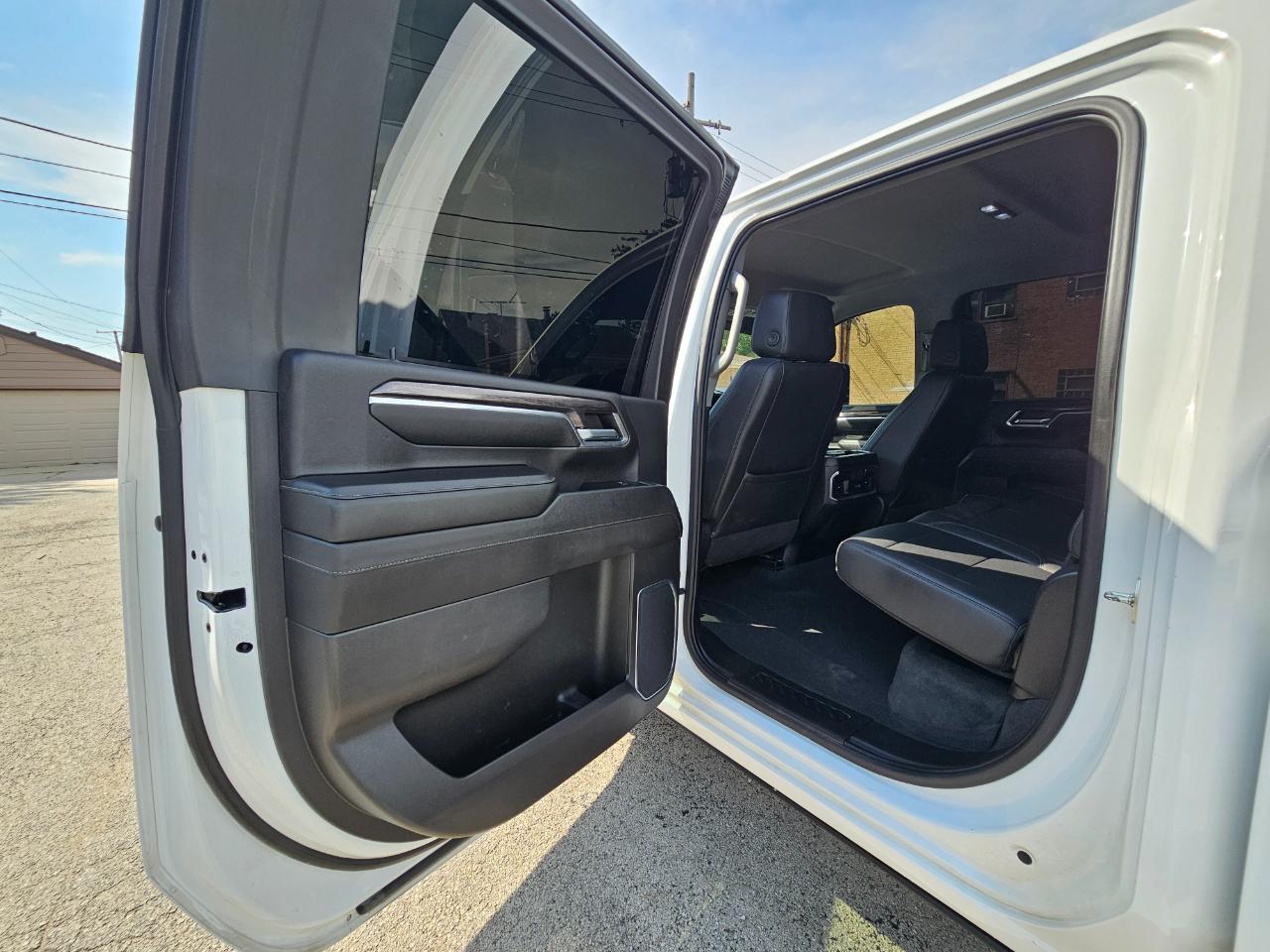 Chevrolet Silverado 3500HD 4WD Crew Cab 159" LTZ 2024