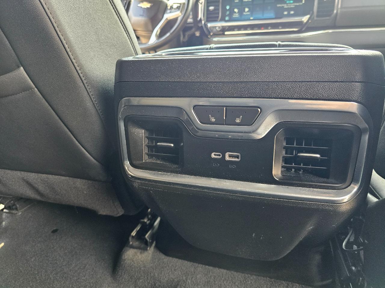 Chevrolet Silverado 3500HD 4WD Crew Cab 159" LTZ 2024