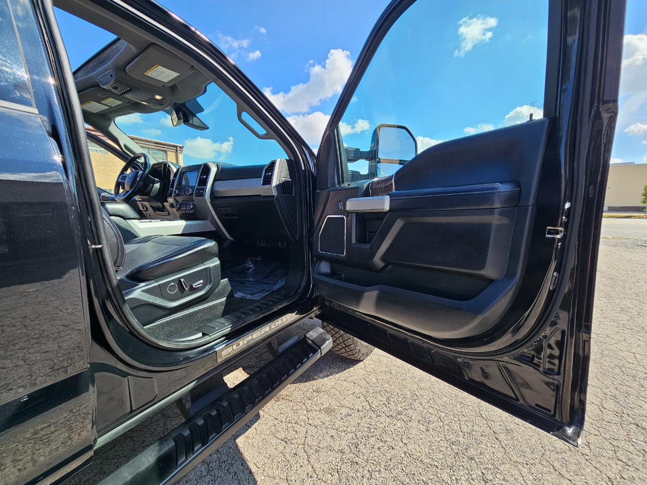 Ford Super Duty F-250 SRW Limited 4WD Crew Cab 6.75' Box 2019