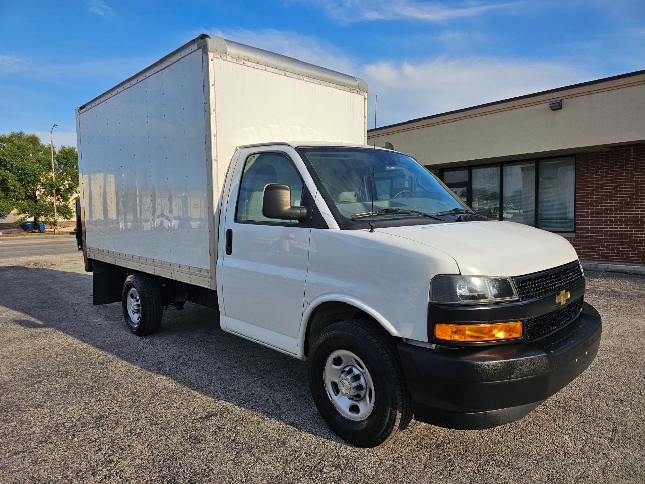 2021 Chevrolet Express Commercial Cutaway 3500 Van 139"
