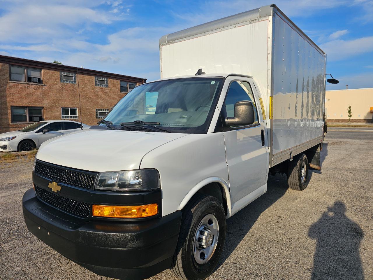 Chevrolet Express Commercial Cutaway 3500 Van 139" 2021