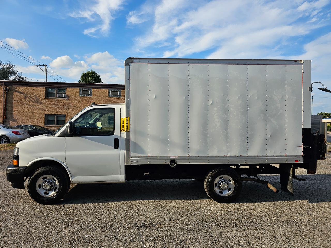 Chevrolet Express Commercial Cutaway 3500 Van 139" 2021