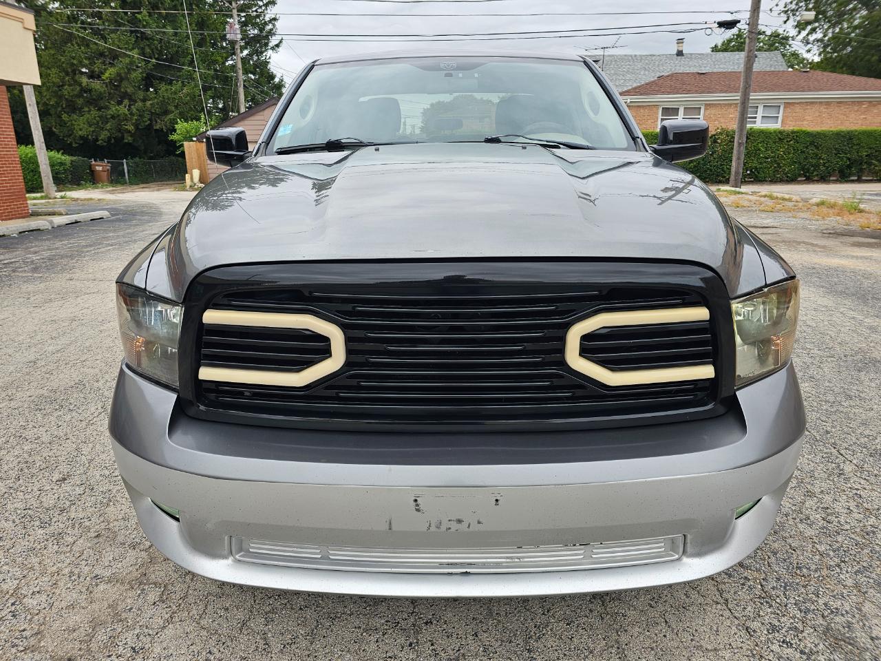 RAM 1500 2WD Quad Cab 140.5" Express 2012
