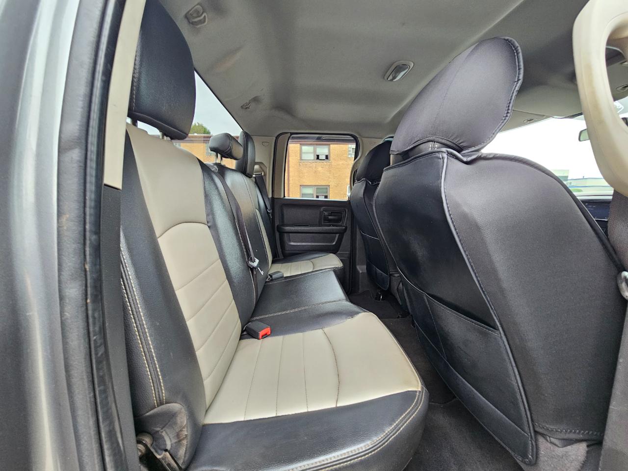 RAM 1500 2WD Quad Cab 140.5" Express 2012