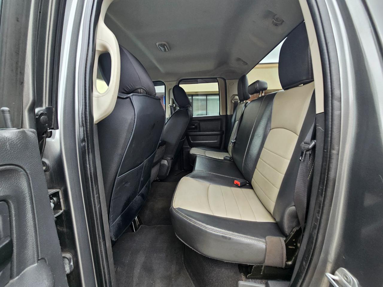 RAM 1500 2WD Quad Cab 140.5" Express 2012