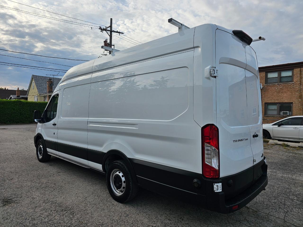Ford Transit Cargo Van T-350 148" EL Hi Rf 9500 GVWR RWD 2020
