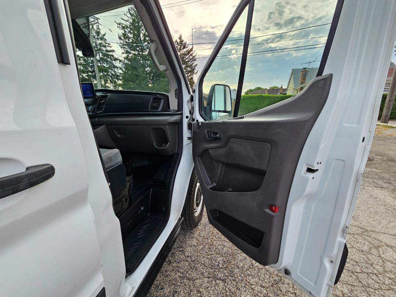 Ford Transit Cargo Van T-350 148" EL Hi Rf 9500 GVWR RWD 2020