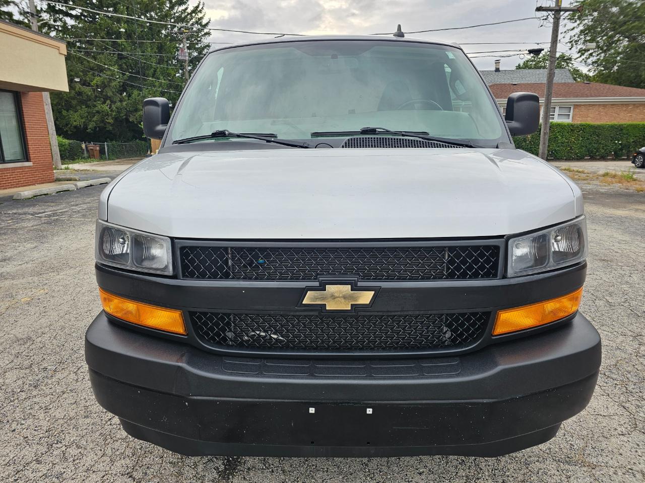 Chevrolet Express Cargo Van RWD 2500 155" 2021