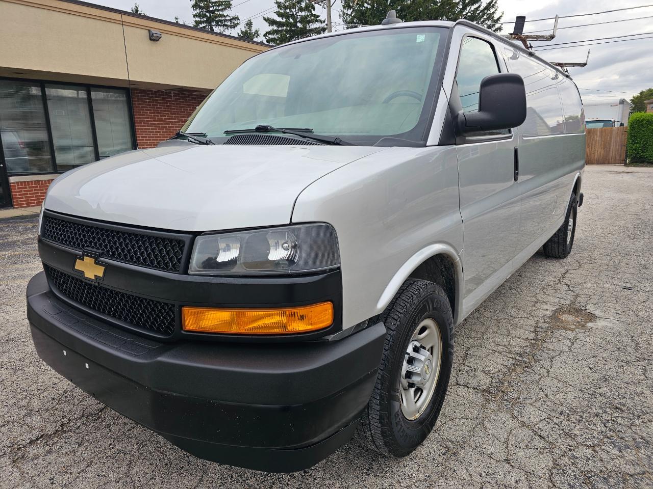 Chevrolet Express Cargo Van RWD 2500 155" 2021