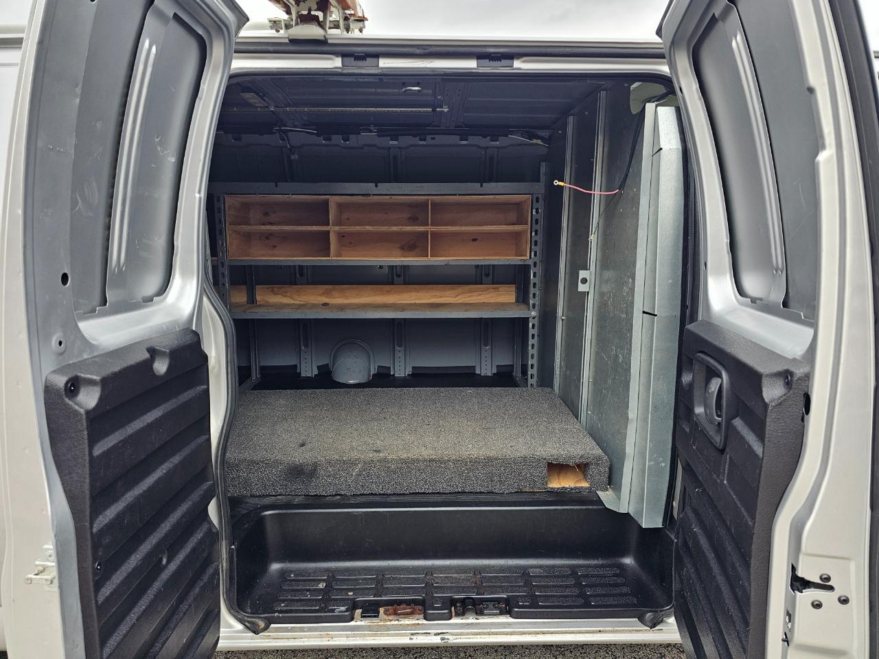 Chevrolet Express Cargo Van RWD 2500 155" 2021