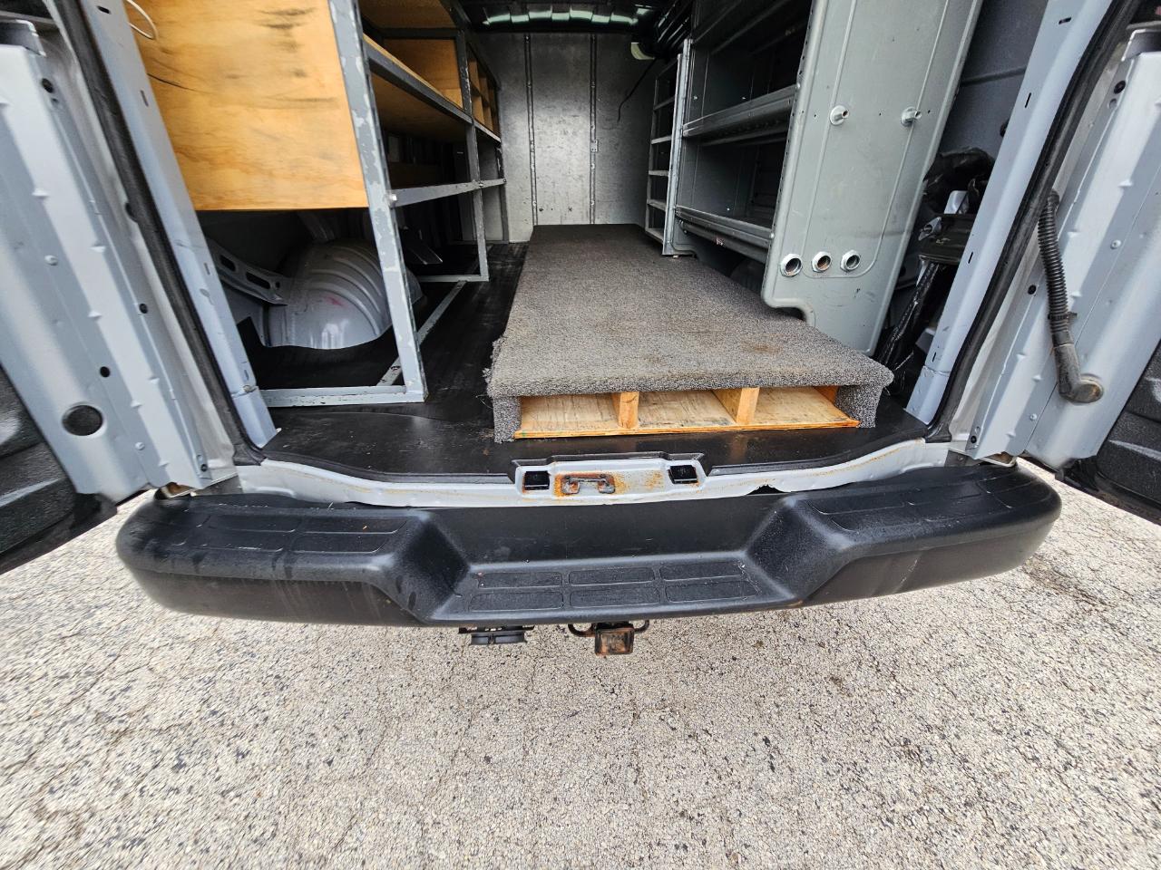 Chevrolet Express Cargo Van RWD 2500 155" 2021