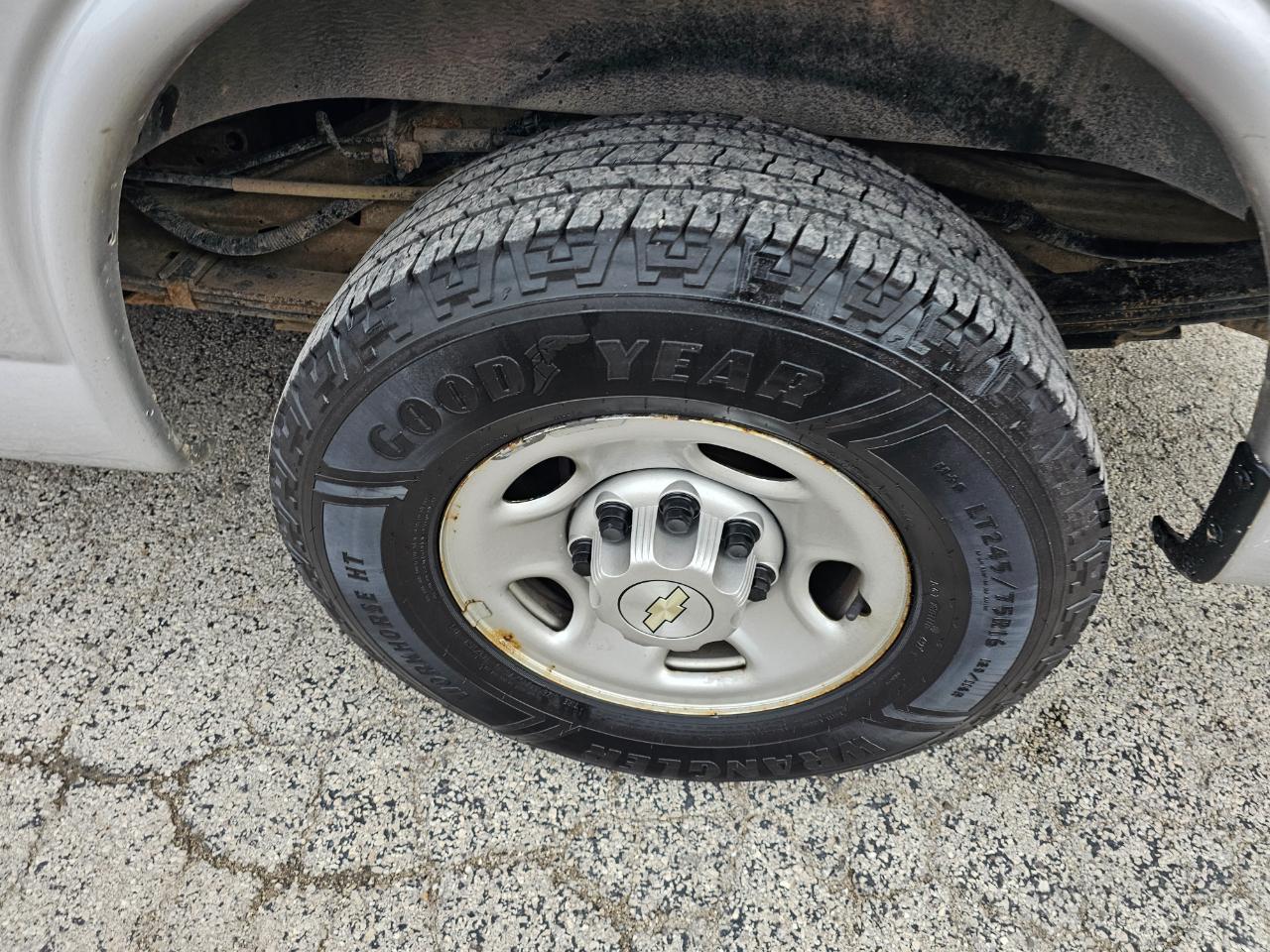 Chevrolet Express Cargo Van RWD 2500 155" 2021