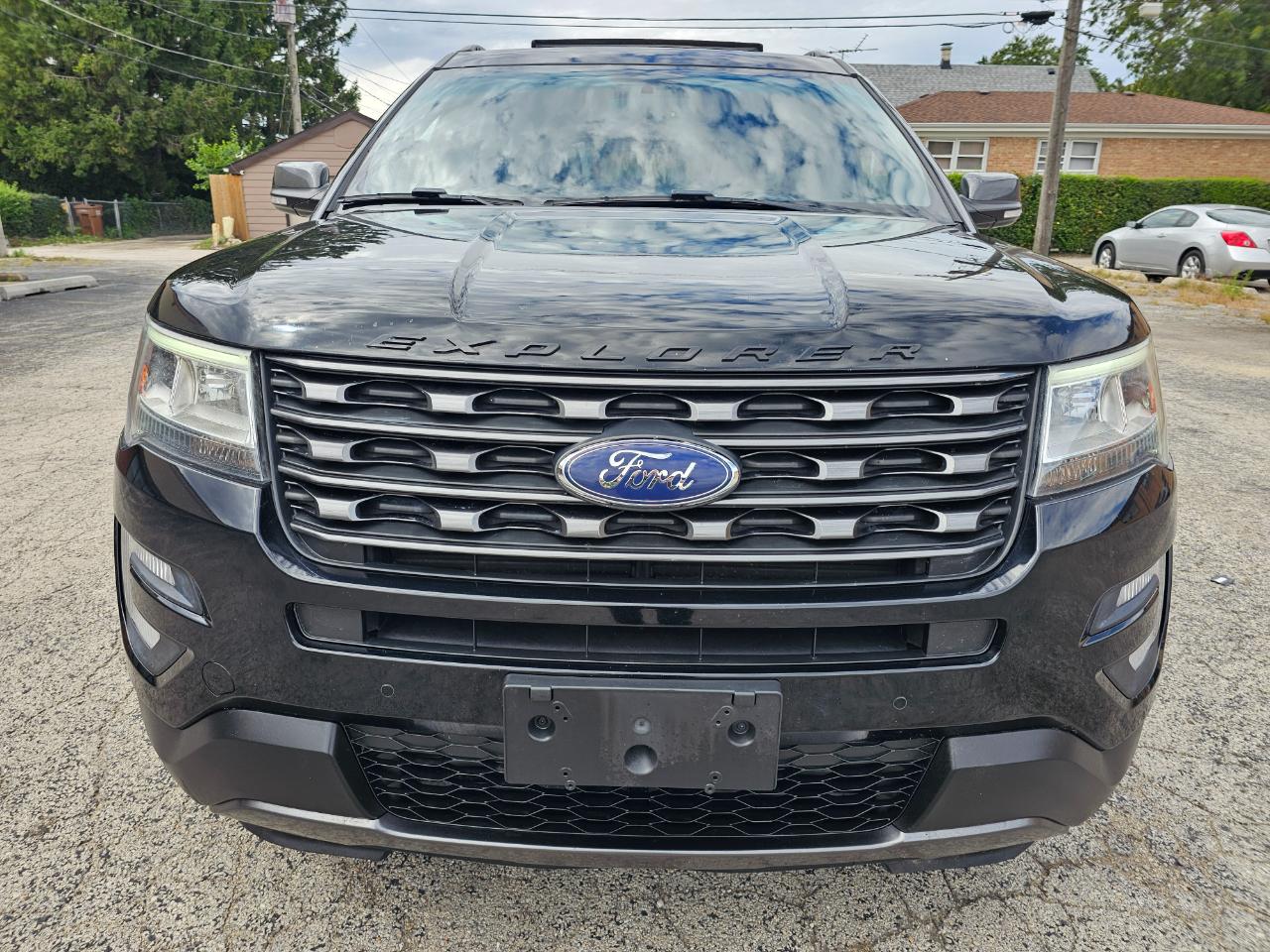 Ford Explorer XLT 4WD 2017