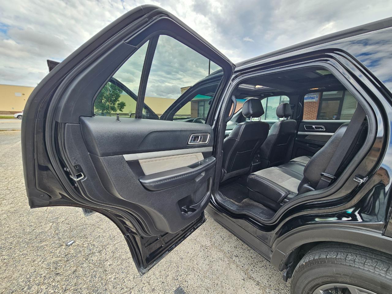 Ford Explorer XLT 4WD 2017