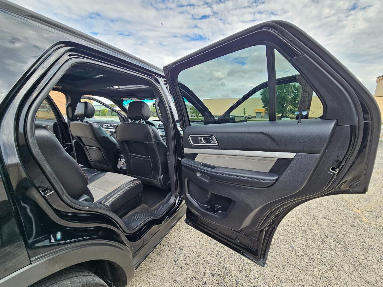 Ford Explorer XLT 4WD 2017