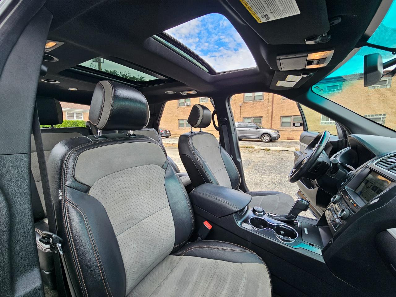 Ford Explorer XLT 4WD 2017