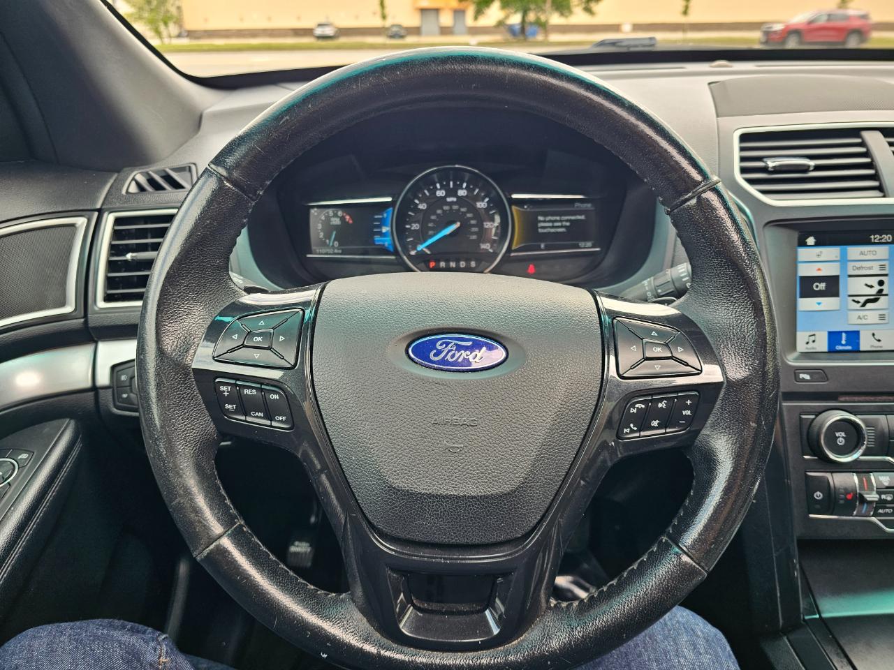Ford Explorer XLT 4WD 2017
