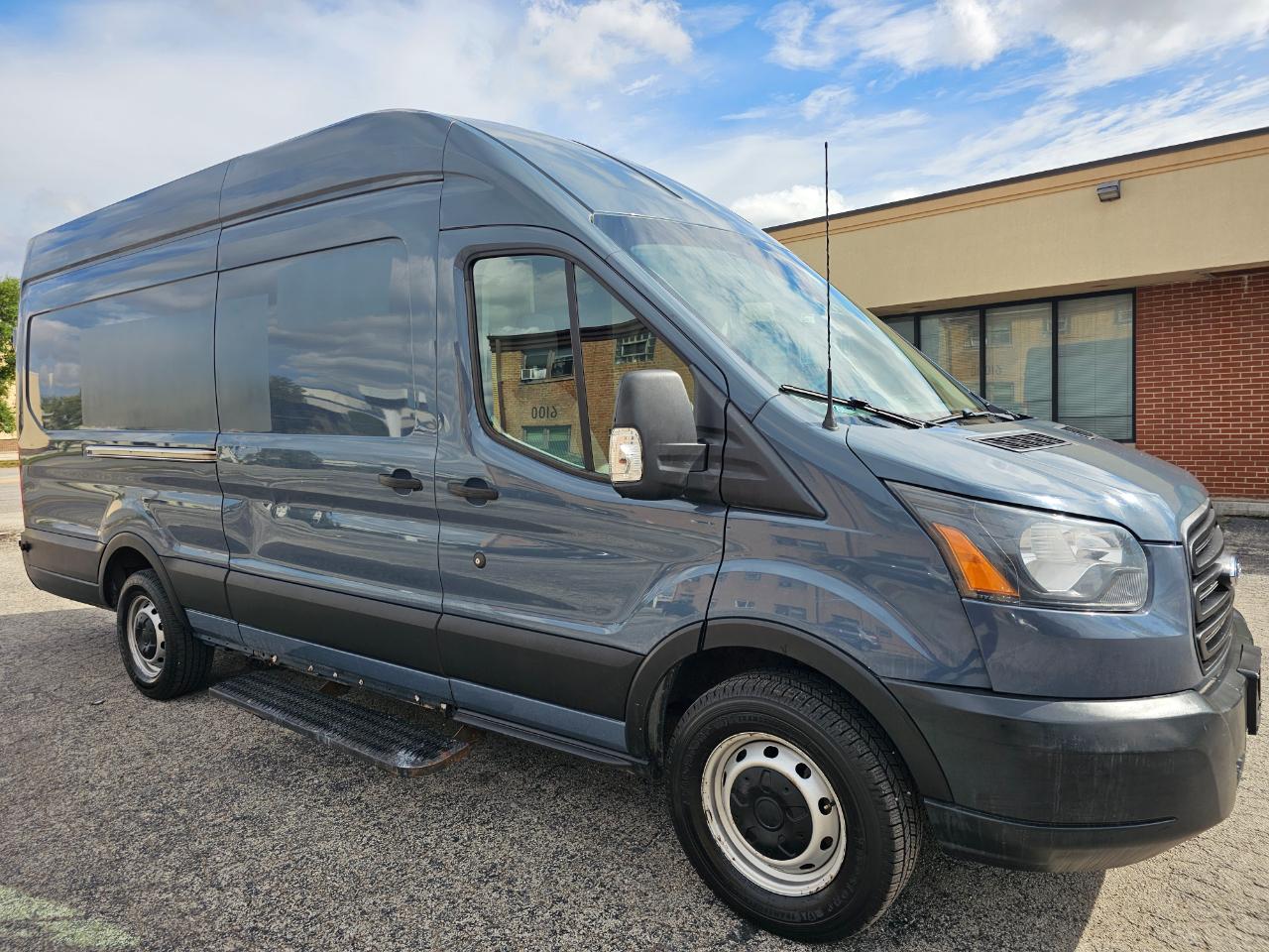 Ford Transit Van T-250 148" EL Hi Rf 9000 GVWR Sliding RH Dr 2019